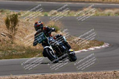 media/Apr-19-2025-AHRMA (Sat) [[3d98ca3309]]/Race/Group 3/turn 4/